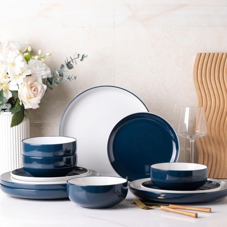 dinnerware