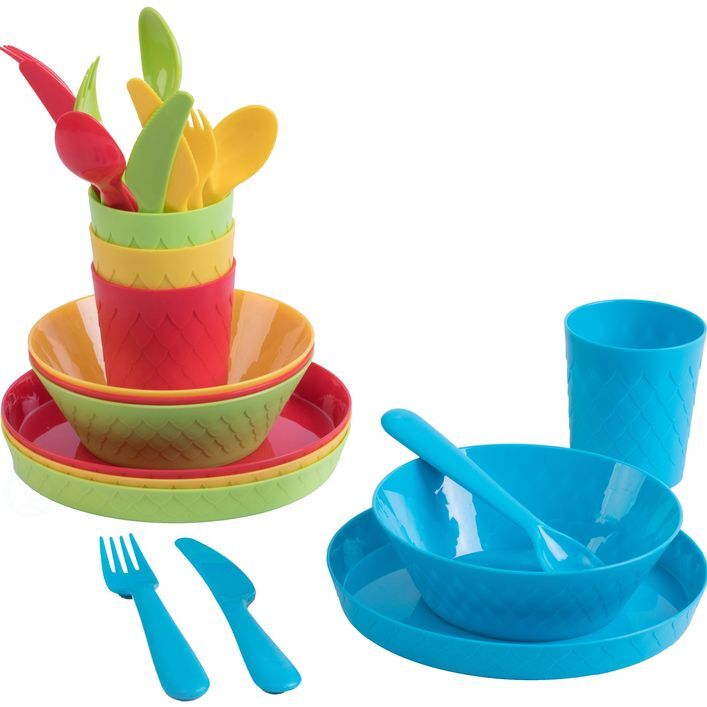 plastic tableware