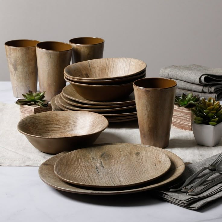 Rustic Party Tableware: Elevate Your Gathering Style post thumbnail image