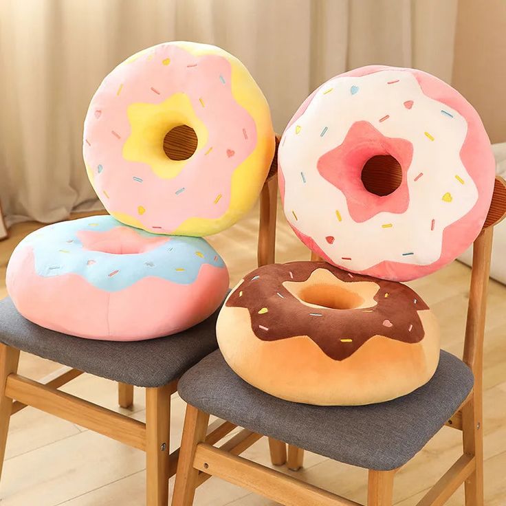 Donut cushion