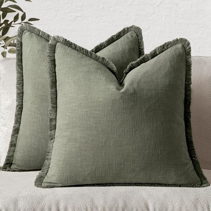 Decorative pillow
