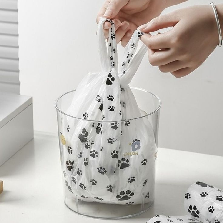 Plastic trash bag