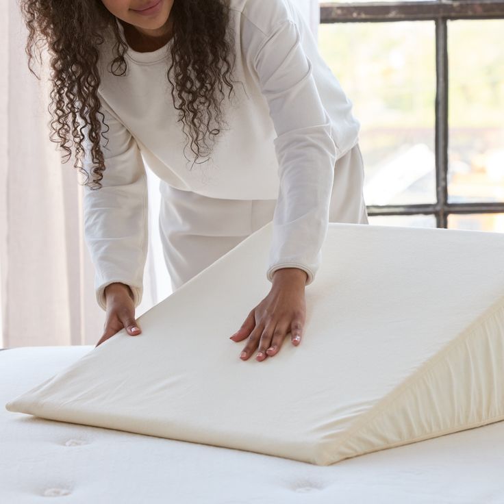 wedge pillow