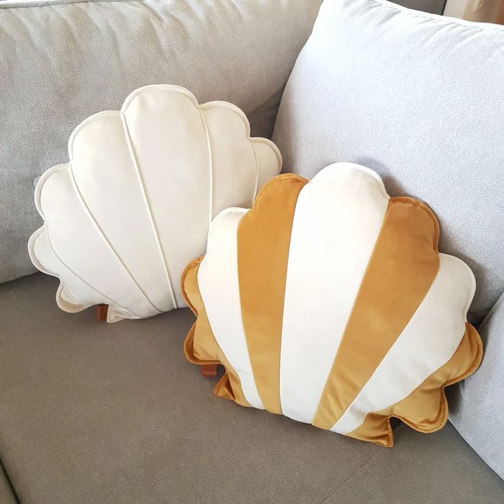 Shell Pillow: How It Supports Neck and Back Health post thumbnail image