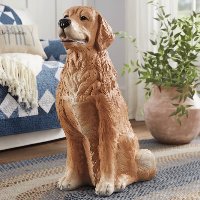 golden retriever figurine