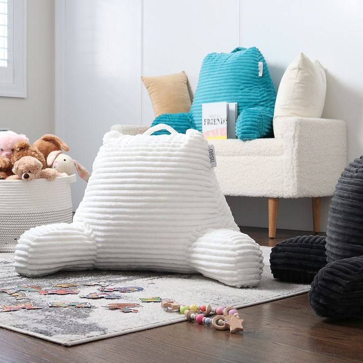 Lounging pillow