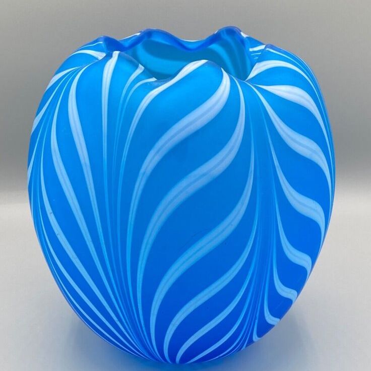 Flower vase